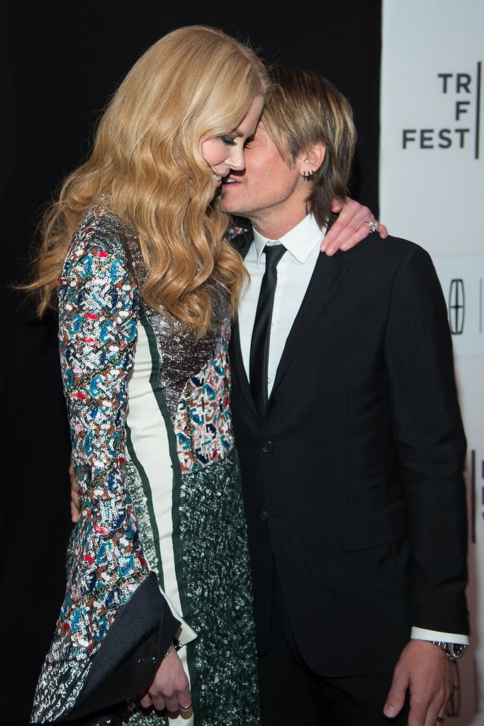 Keith Urban Whispering in Nicole Kidman's Ear Pictures