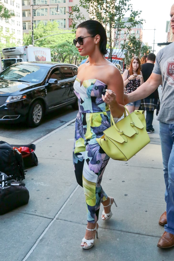 Demi Lovato S Floral Jumpsuit Look Popsugar Latina Photo 8