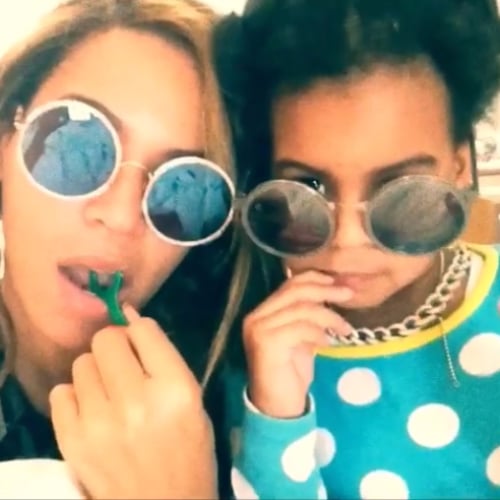 Beyonce and Blue Ivy Flossing