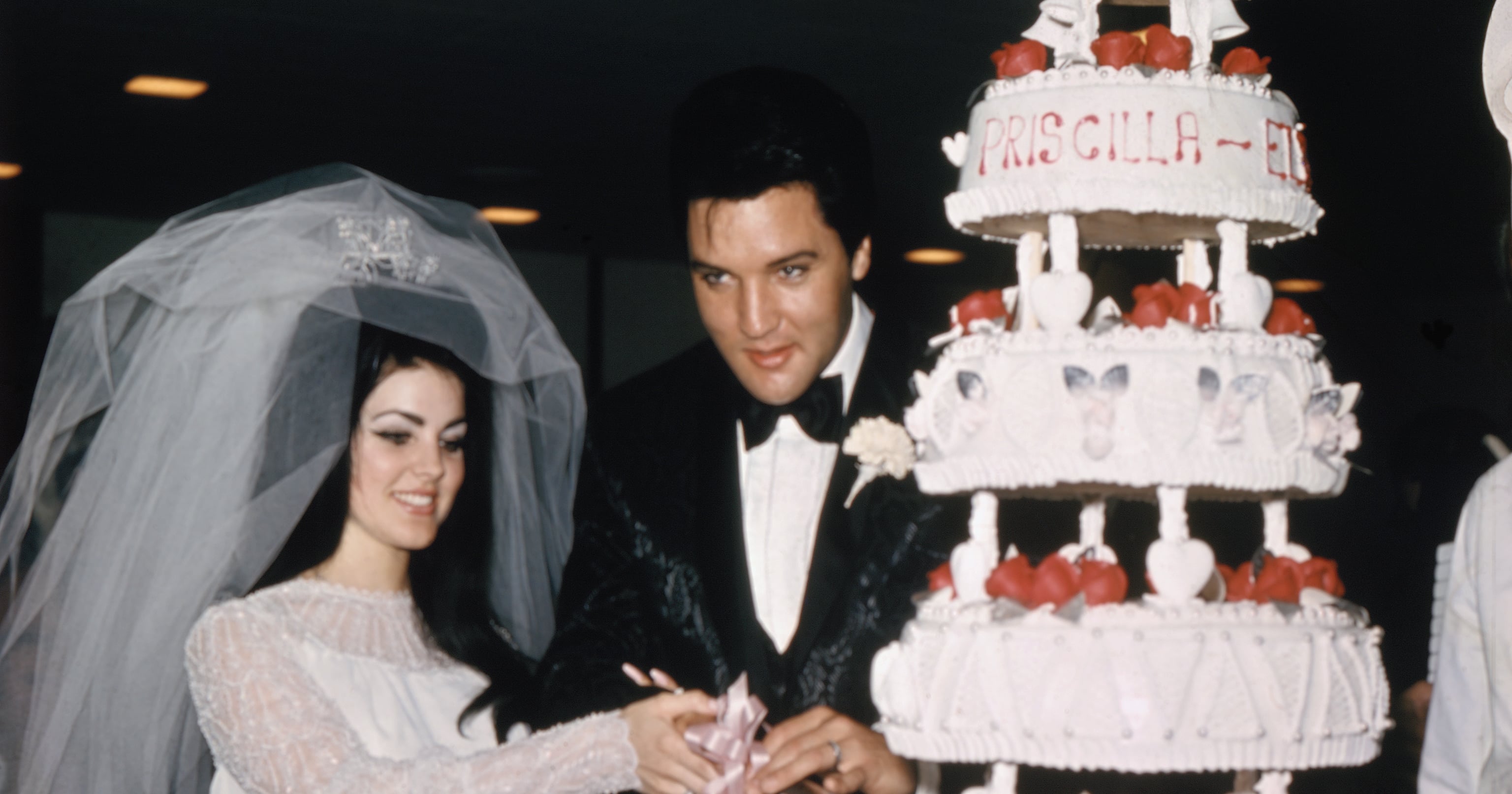 “Priscilla” Left Us Wondering: Was Elvis Presley Really That Tall?