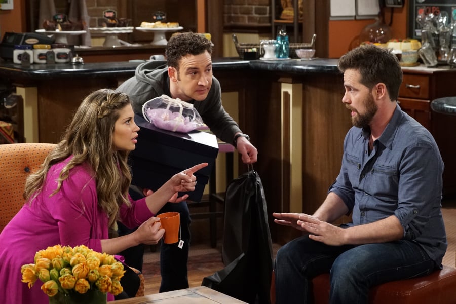 Shawn's Wedding on Girl Meets World Pictures