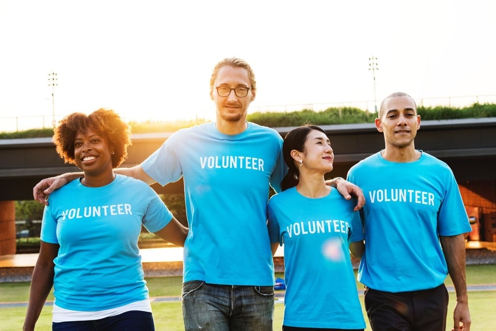 Why Does Volunteering Makes Us Feel Good