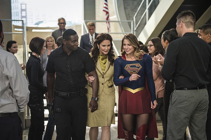 Lynda Carter on Supergirl Photos
