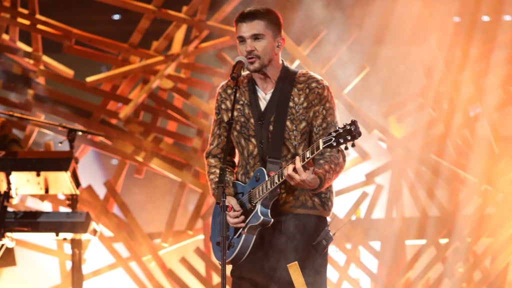 Juanes Performing "Hermosa Ingrata"