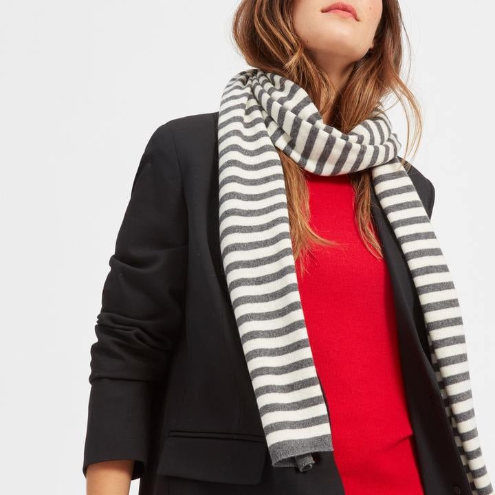 Everlane The Cashmere Scarf