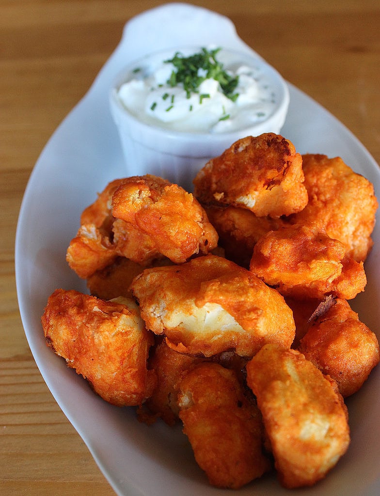 Baked Buffalo Cauliflower Bites