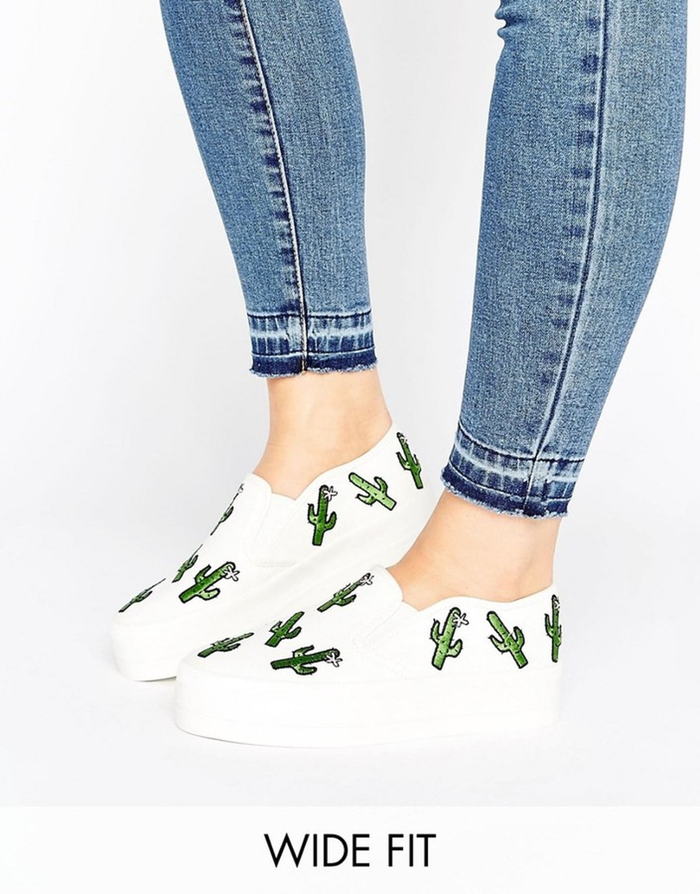 Embroidered Flatform Sneakers