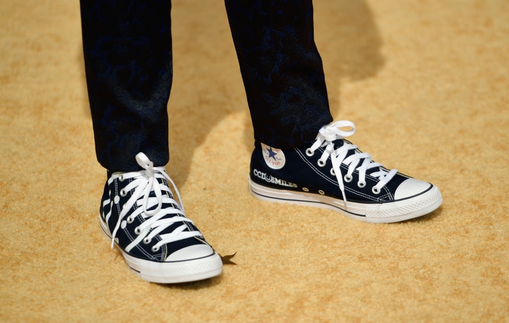 We heart those Chucks, too.