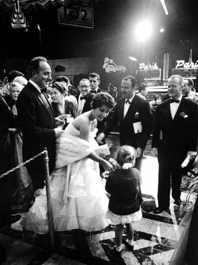 Elizabeth Taylor at the 1953 Academy 