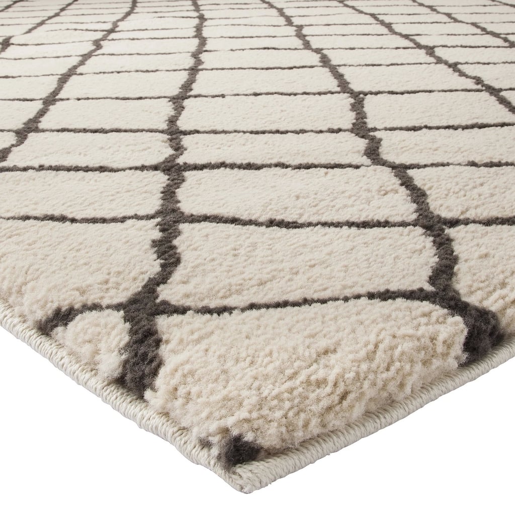 Criss Cross Fleece Rug