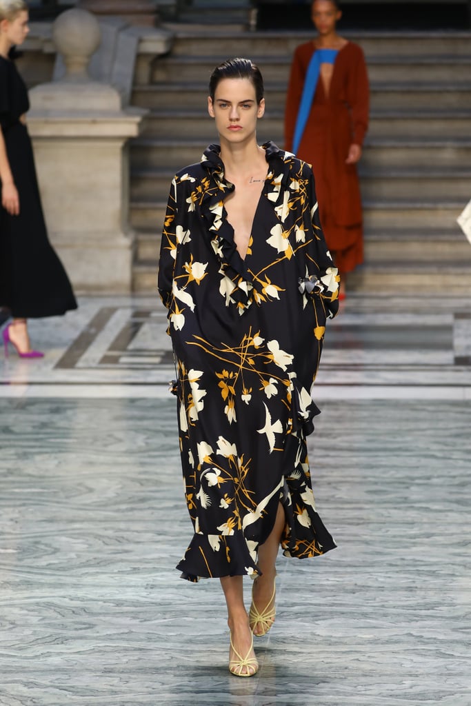 Victoria Beckham Spring 2020 Collection Pictures