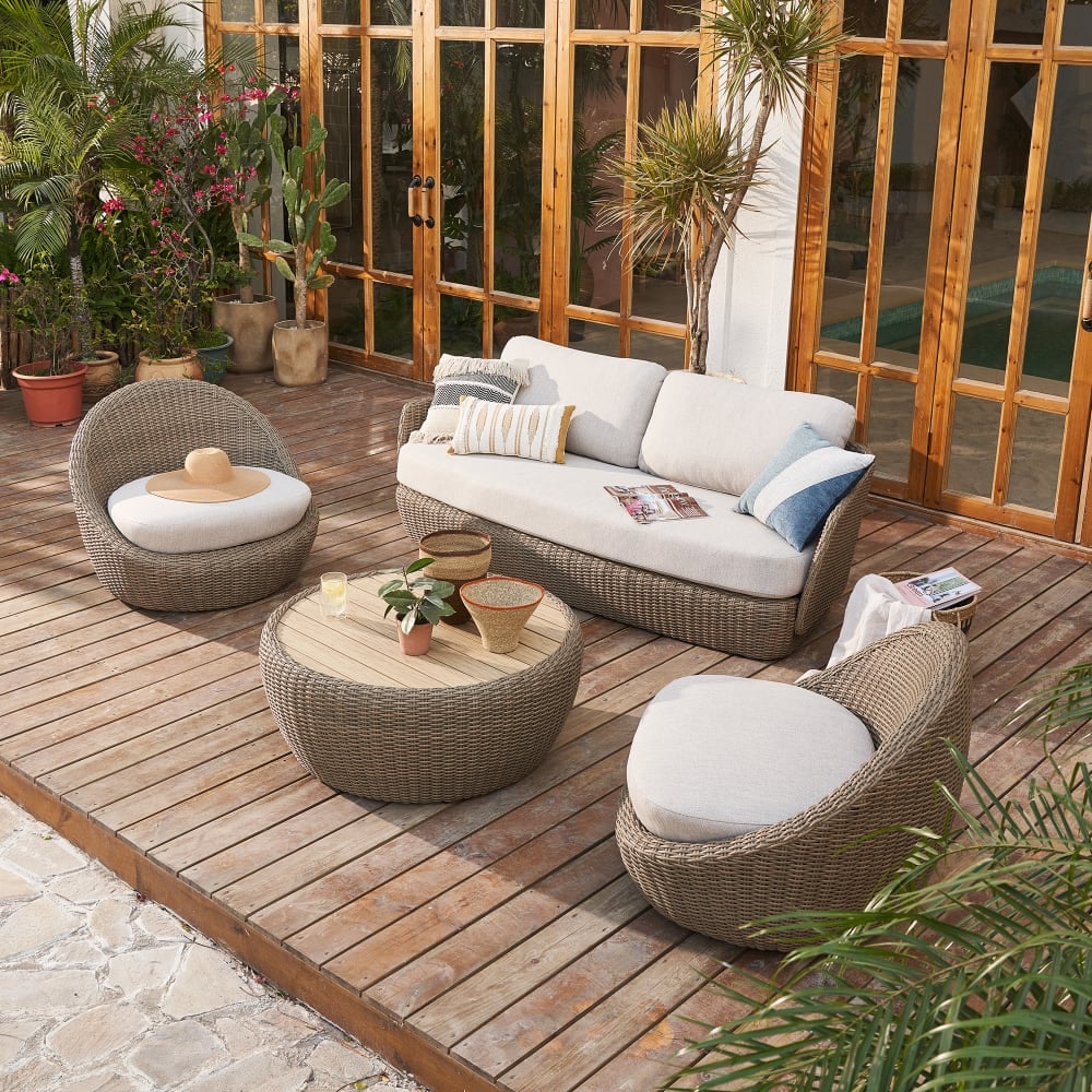 A Deal on an Outdoor Lounge Set
