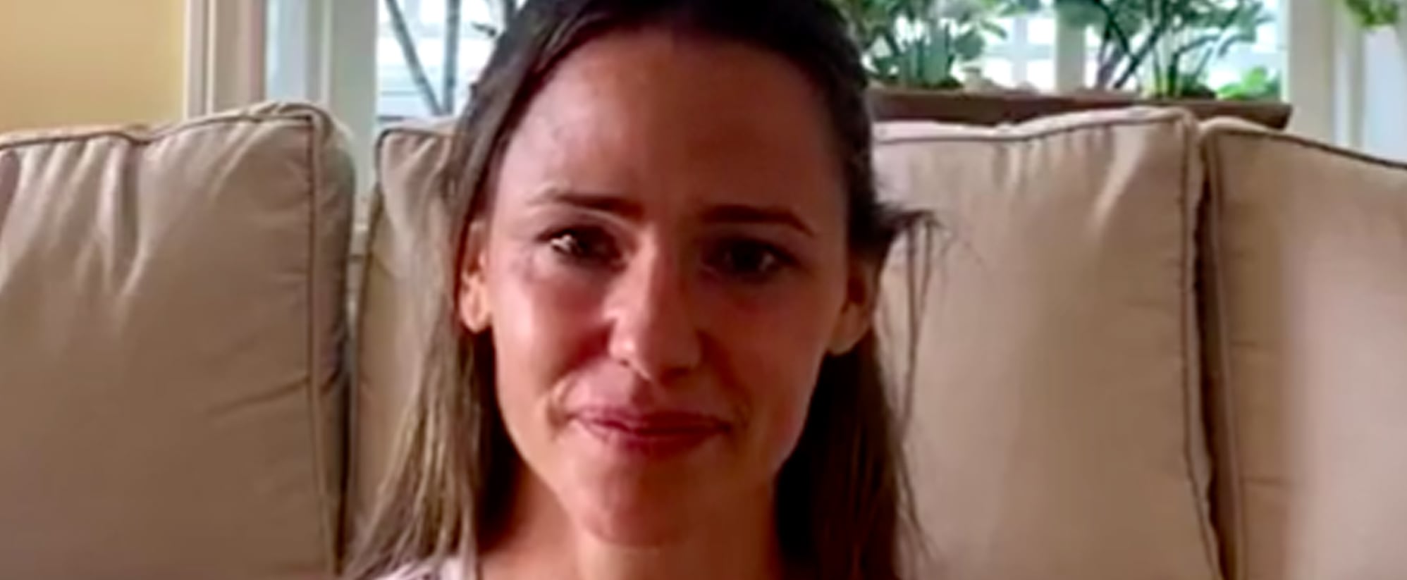 Jennifer Garner Tears Up Talking About Her Family Video Popsugar Family