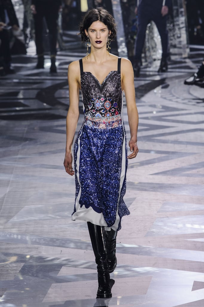 Louis Vuitton Fall 2016 Runway