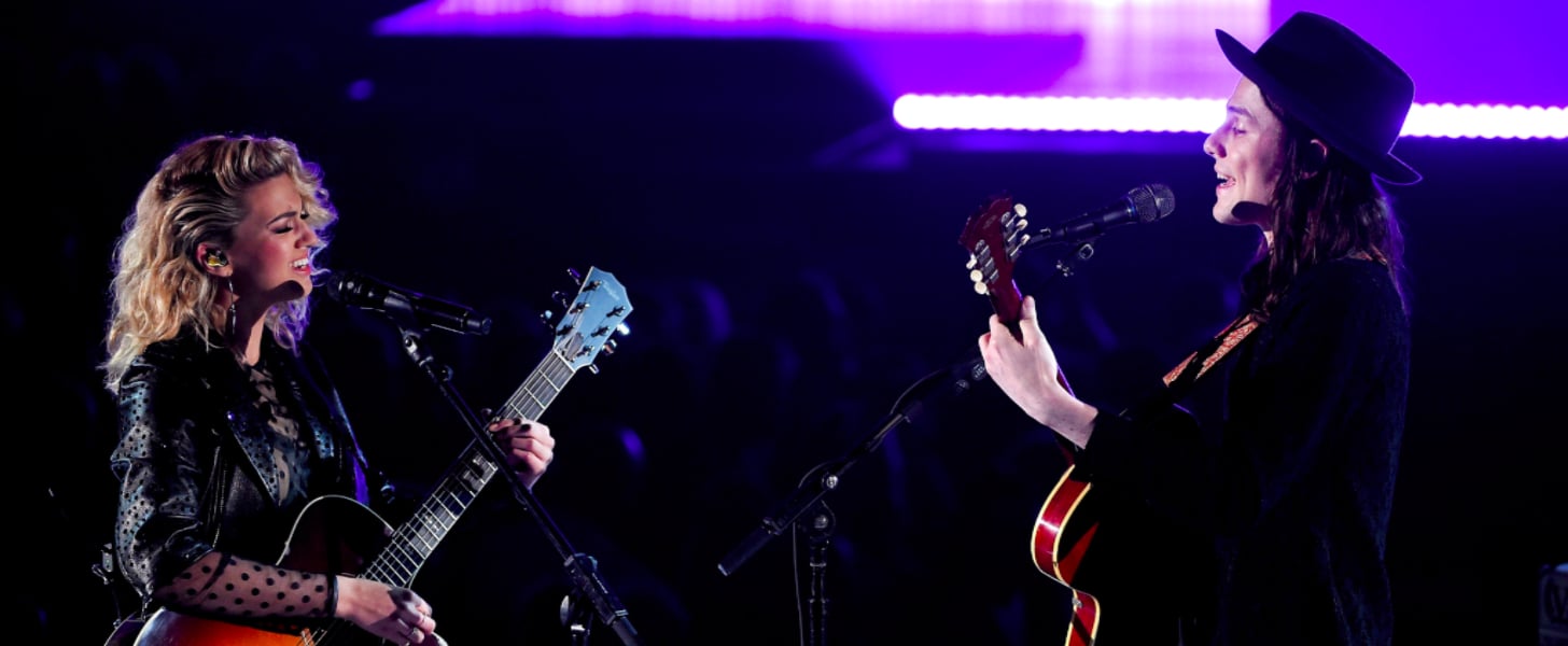 Tori Kelly and James Bay Performance at the Grammys 2016 | PS Entertainment