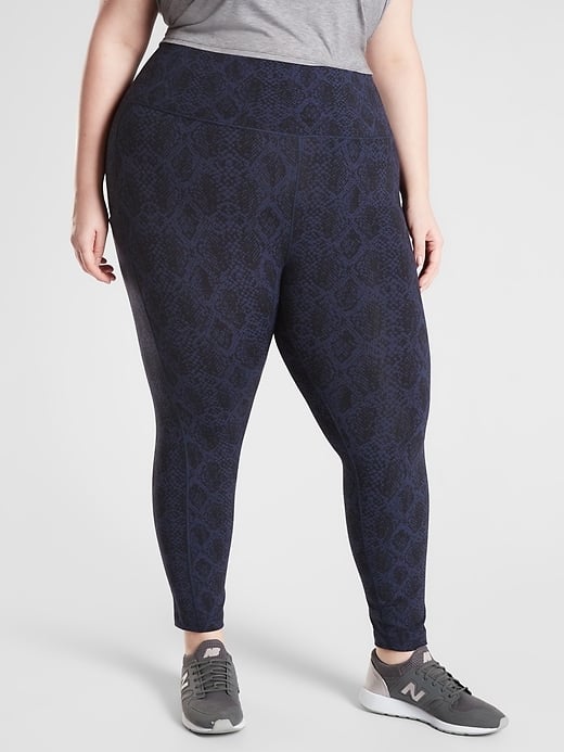 Athleta Ultimate Stash Pocket Snake 7/8 Tight
