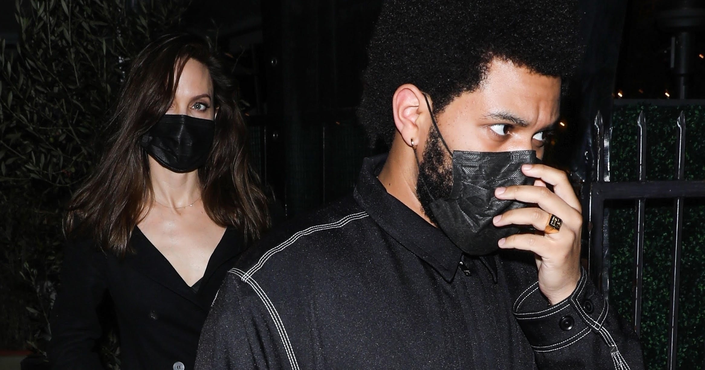 One of your girls the weeknd. Weekend и Анджелина Джоли. The Weeknd и Джоли. Weeknd и Анджелина. Анджелина Джоли и the Weeknd фото.