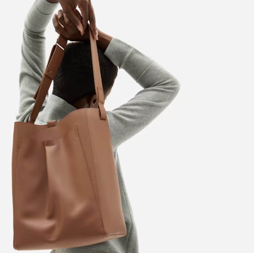 最佳大型奢侈品包:Everlane意大利皮革工作室袋