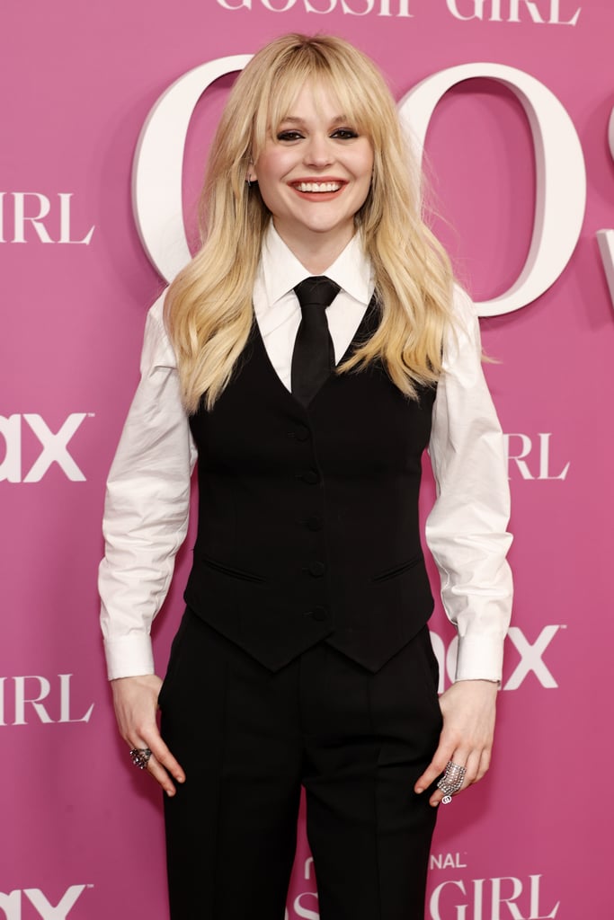 Emily Alyn Lind and Blake Lively Gossip Girl Premiere Suits