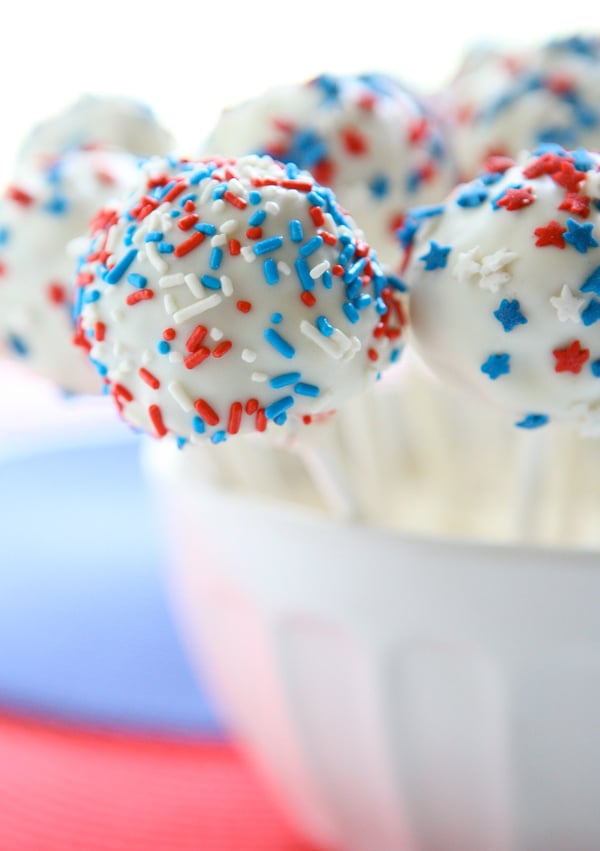 Bake This: Cake Pops