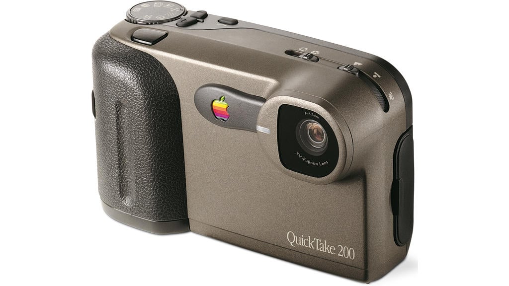 Before our Instagram obsession was born, Apple was actually the first company to launch a consumer digital camera. The product came out in 1994 and was called QuickTake.
Source: WikiCommons