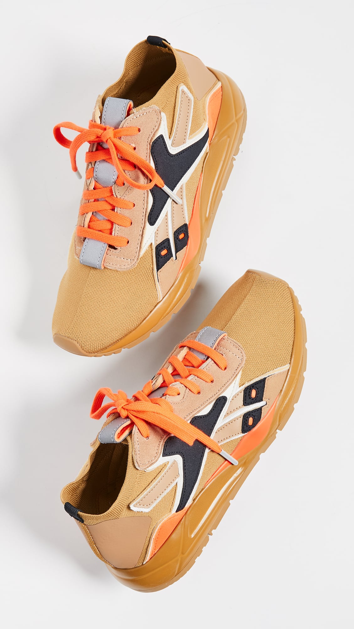 Victoria beckham bolton low trainers discount