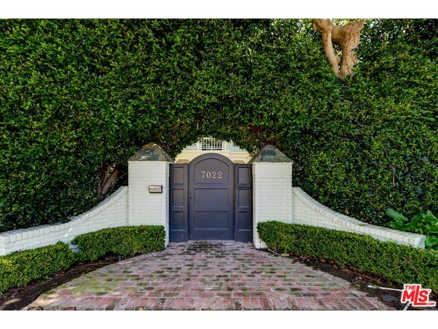 Chris Hemsworth and Elsa Pataky Selling Malibu Home