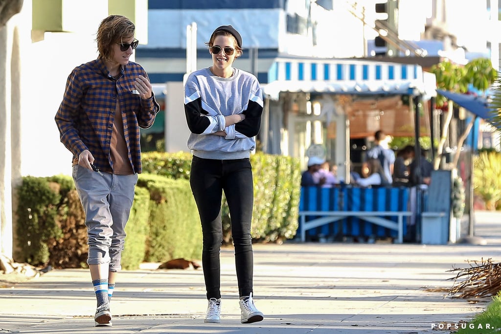 Kristen Stewart Smiling in LA 2014 | Pictures