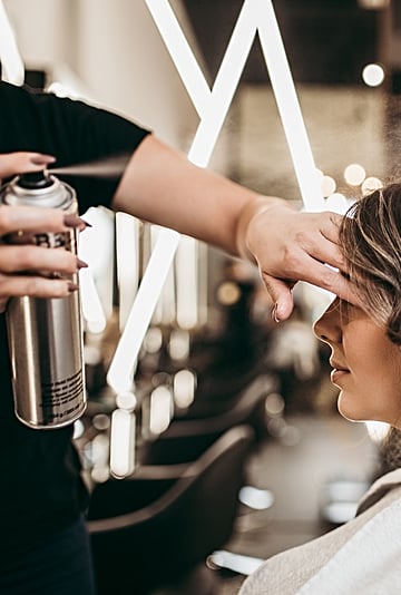 How Much Should You Tip For Beauty Services?