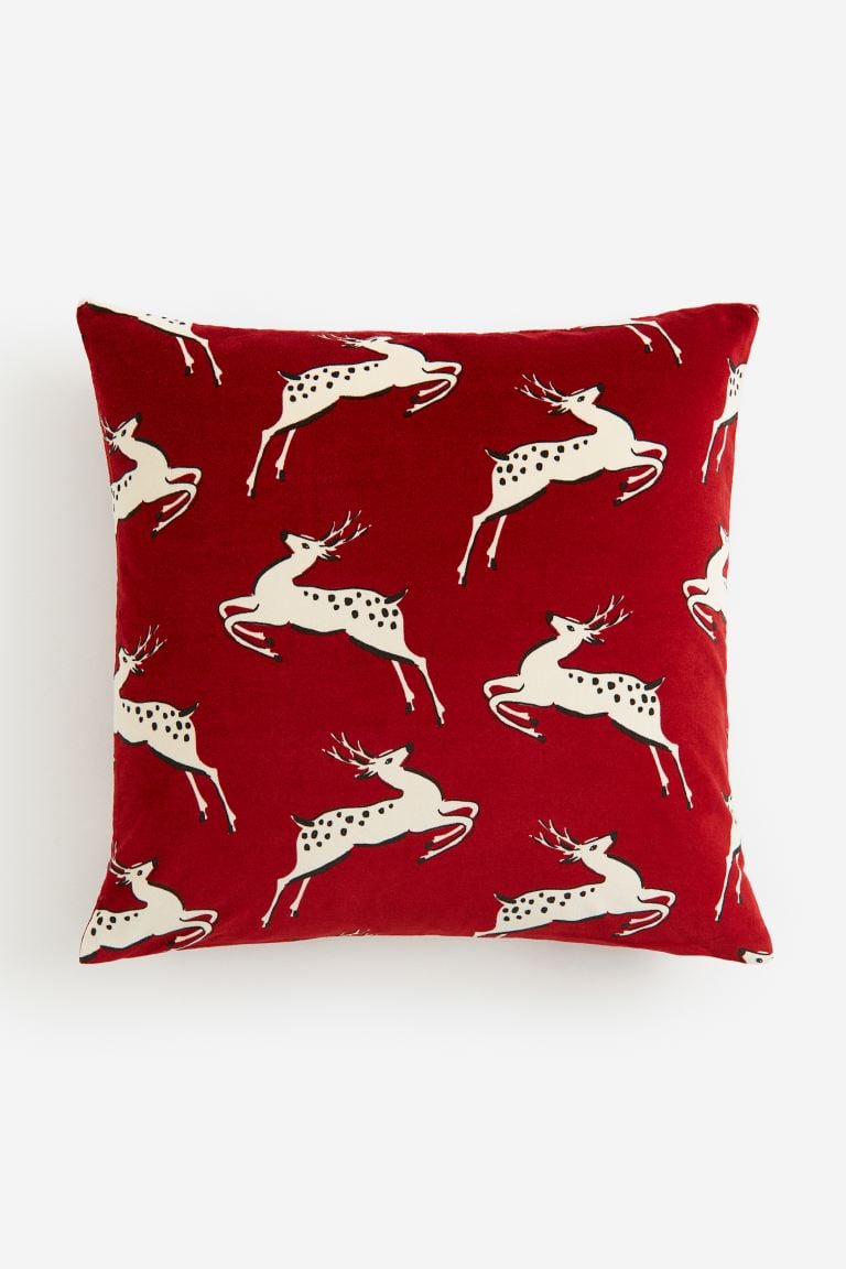 A Velvet Cushion Cover From the H&M Home Holiday Collection