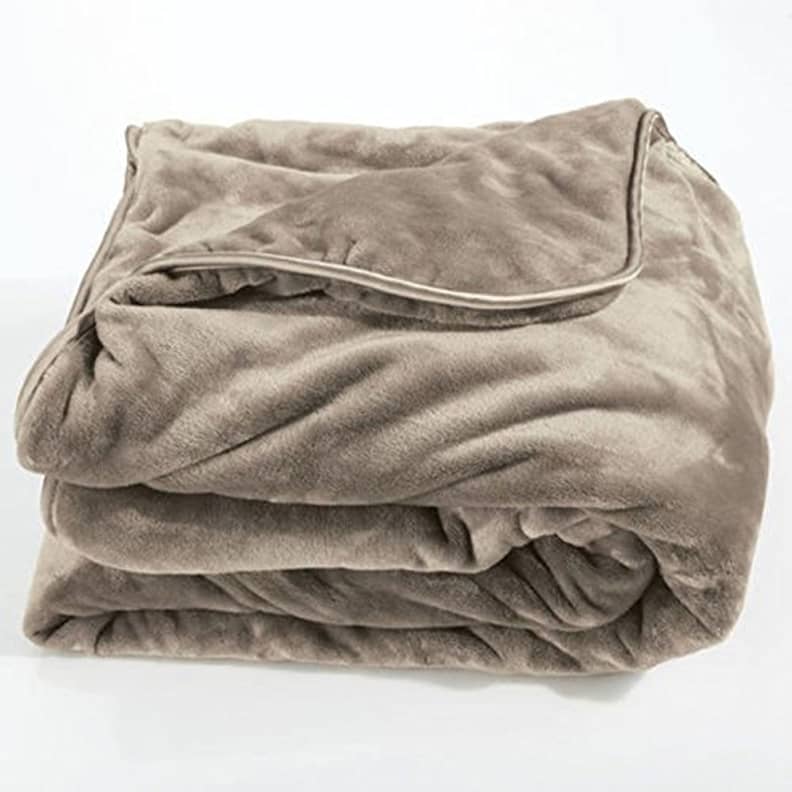 Brookstone nap travel blanket clearance