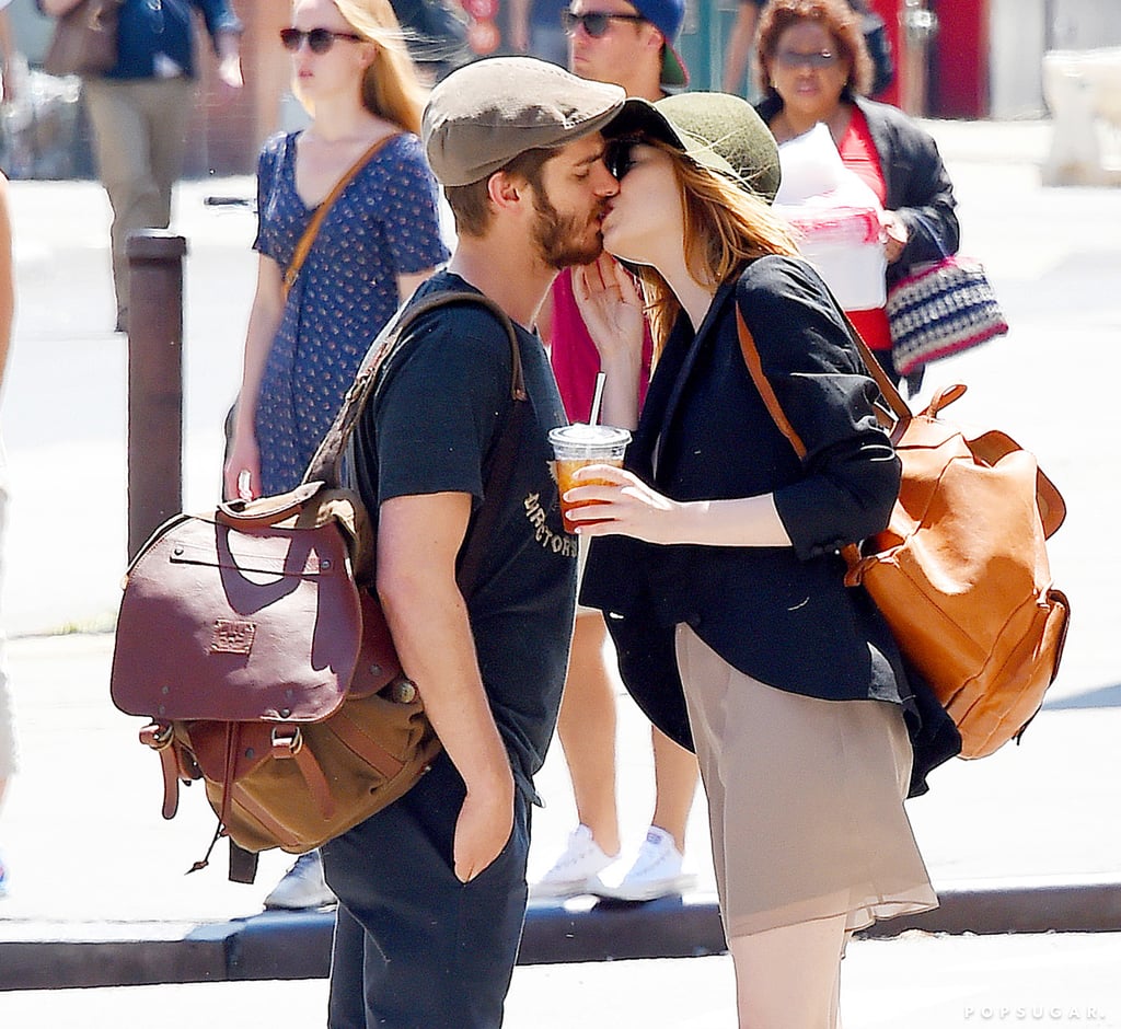 Emma Stone and Andrew Garfield Kissing in NYC