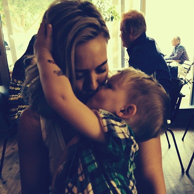 Hilary Duff gave her son, Luca, a smooch.
Source: Instagram user hilaryduff