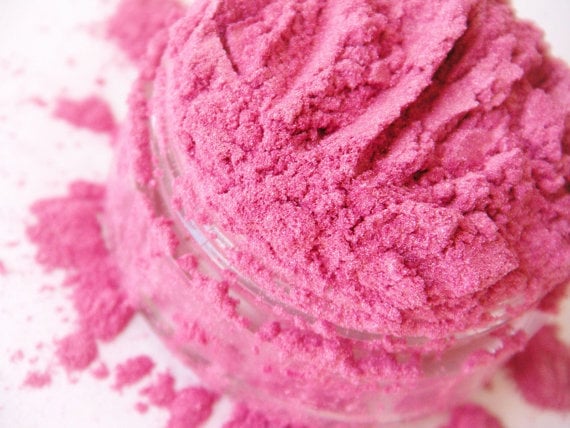 All Natural Mineral Eye Shadow Pigment in Barbie