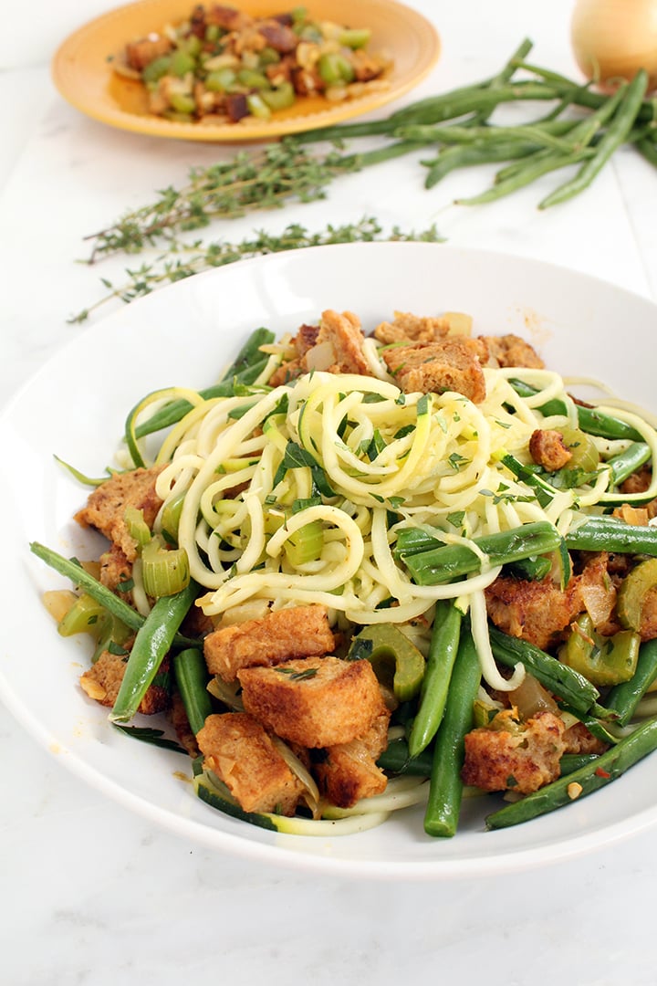 Zucchini Noodles With Green Beans