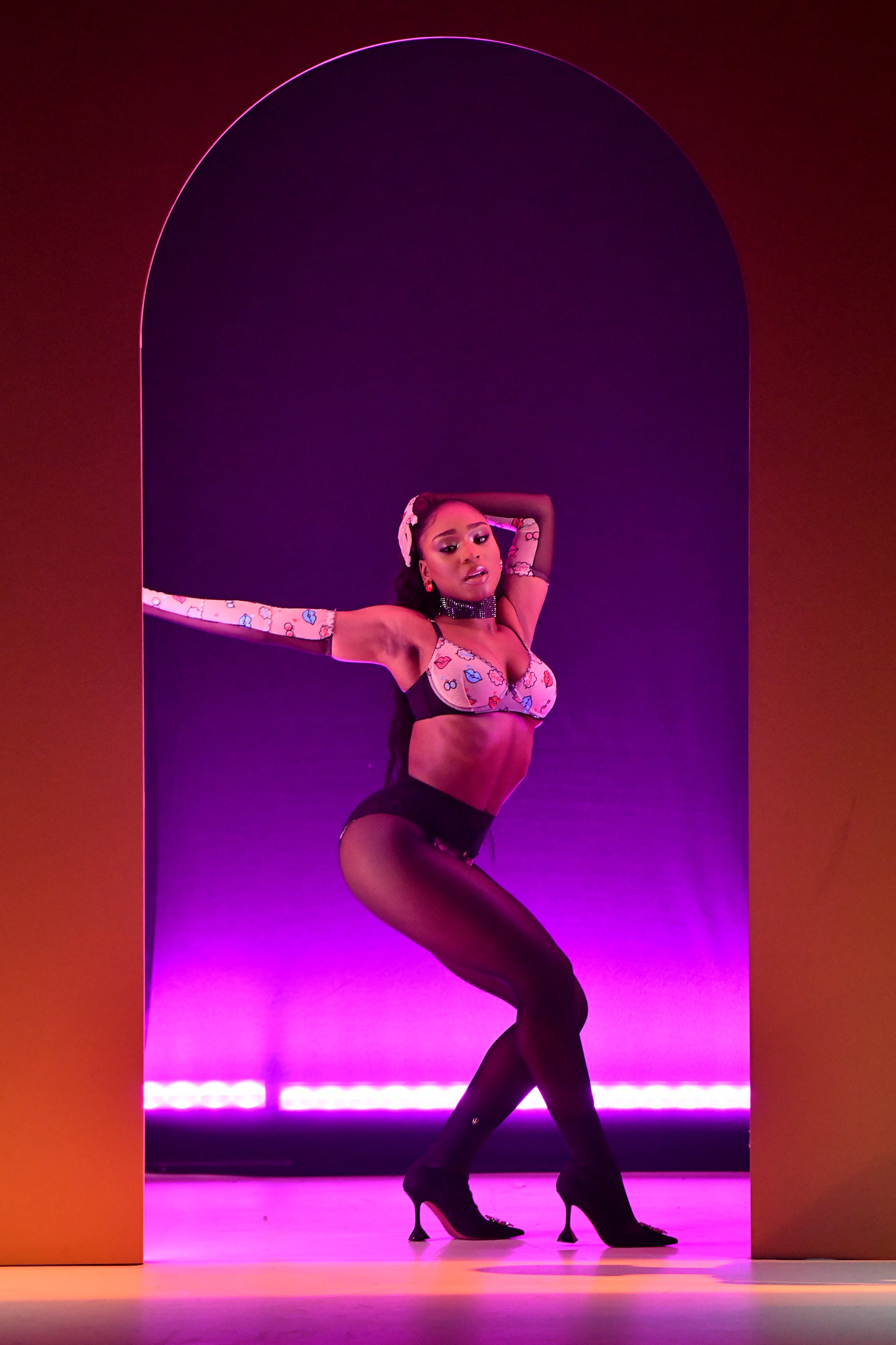 Rihanna S Savage X Fenty 19 Nyfw Runway Show Pictures Popsugar Fashion