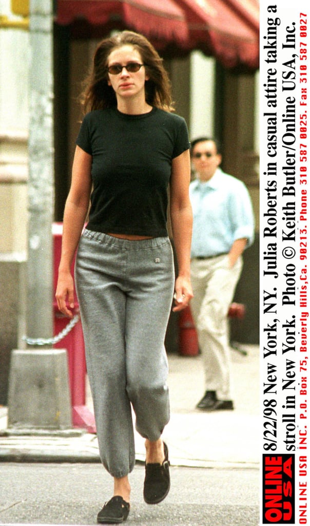 Julia Roberts '90s Style: Sweatpants + Slides