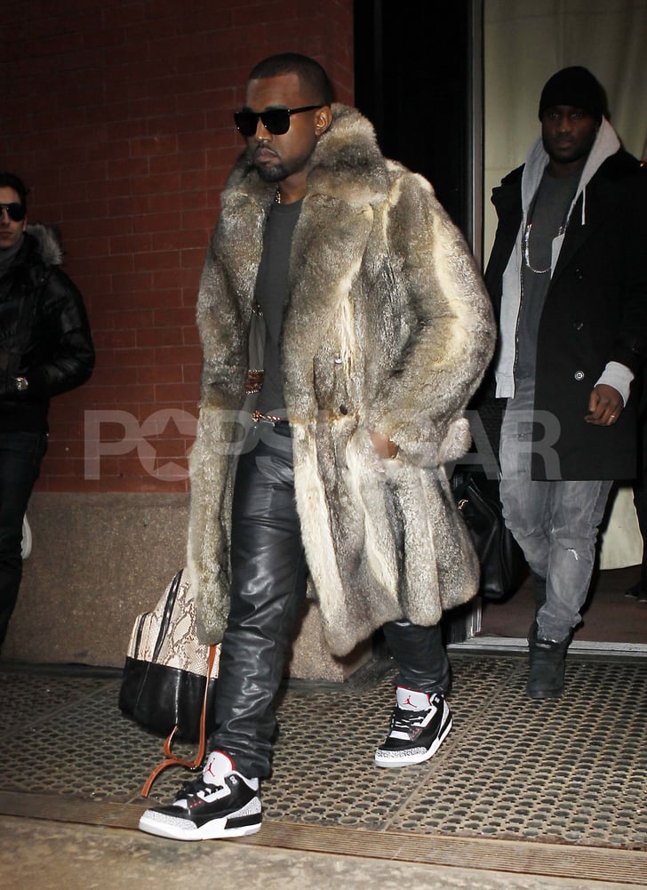 Pictures of Kanye West Leaving His NYC Hotel Wearing Nike Jordans ...