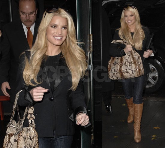 Jessica Simpson's NYC Manhunt Jessica Simpson's NYC Manhunt