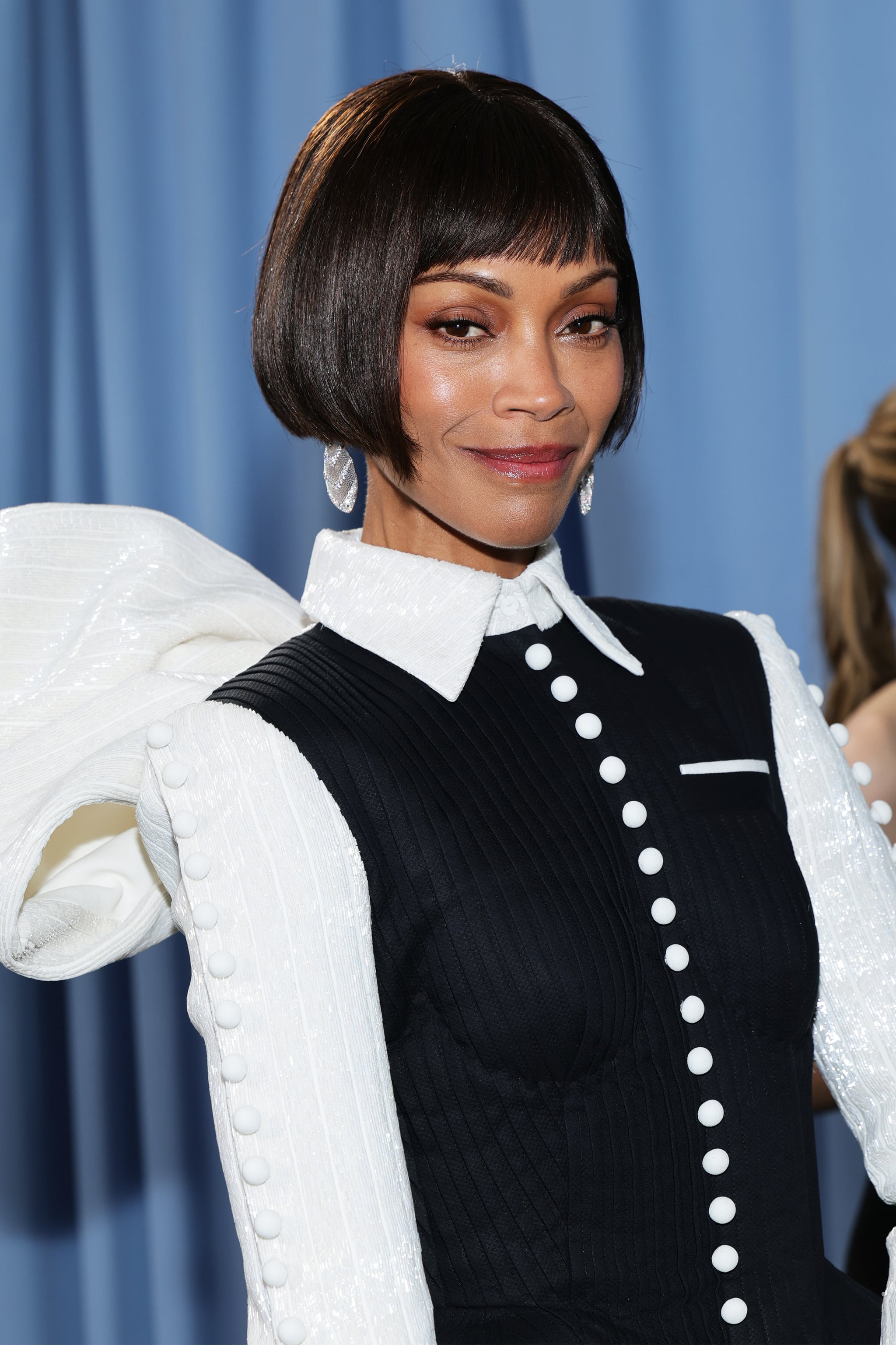 NEW YORK, NEW YORK - MAY 05: Zoe Saldaña attends the 2025 Met Gala Celebrating 