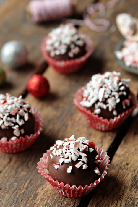 Peppermint Kahlúa Oreo Cookie Balls