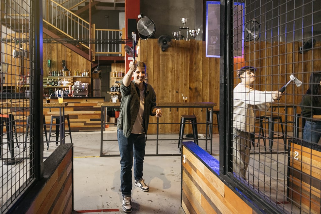 Axe-Throwing