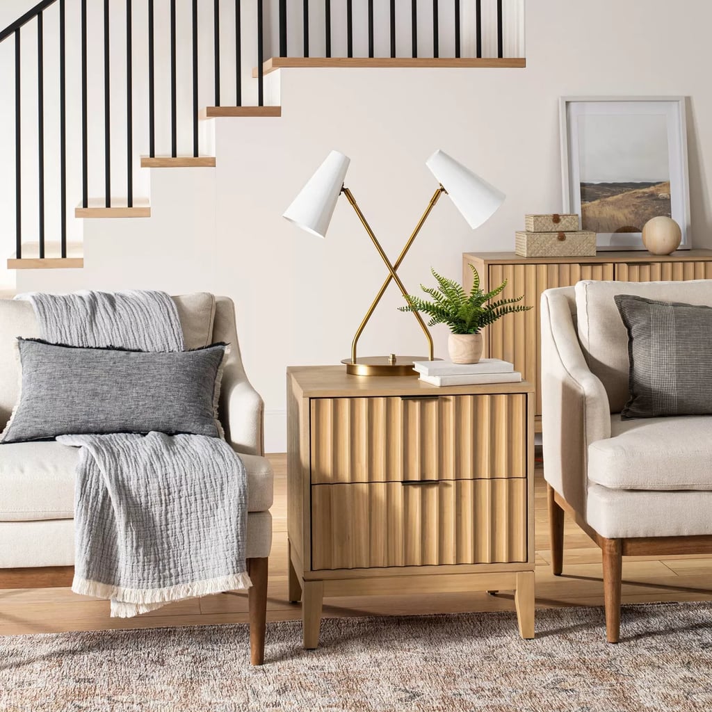 Thousand Oaks Wood Scalloped End Table