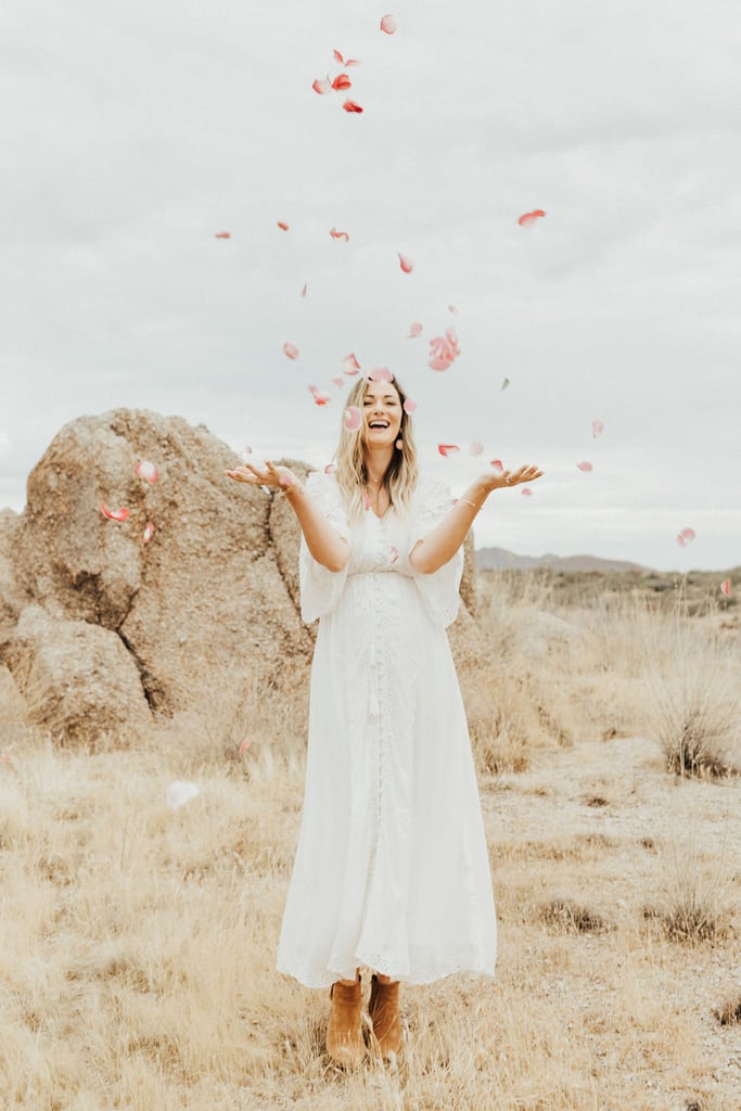 Gender Reveal Photoshoot of Woman Who Got Pregnant With IVF