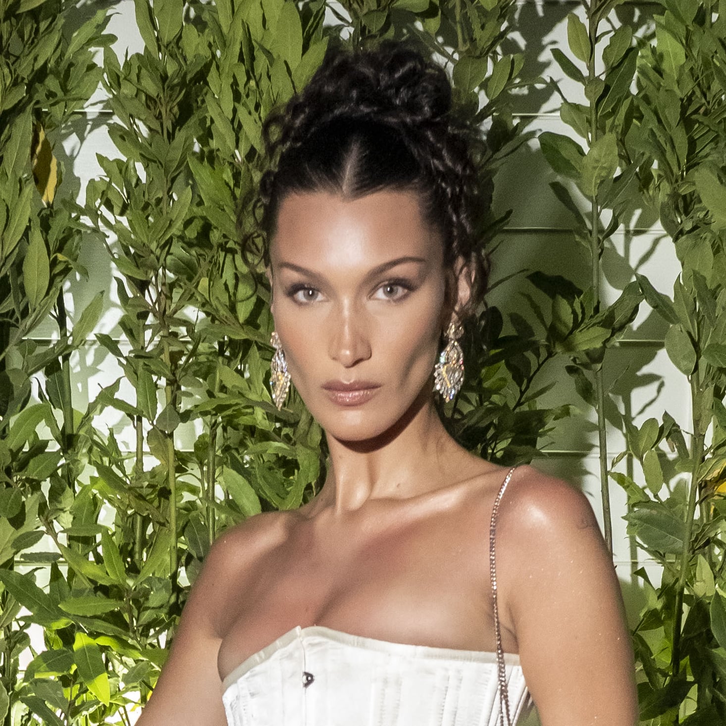 Bella Hadid Wore This 36 Necklace on Her Hot Girl Vacation