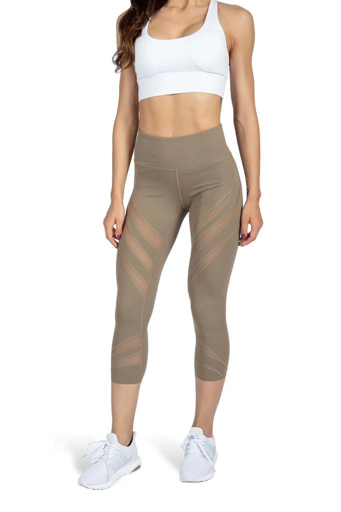 Alo Yoga Electric Sports Bra and Electric Legging Yoga Outfit