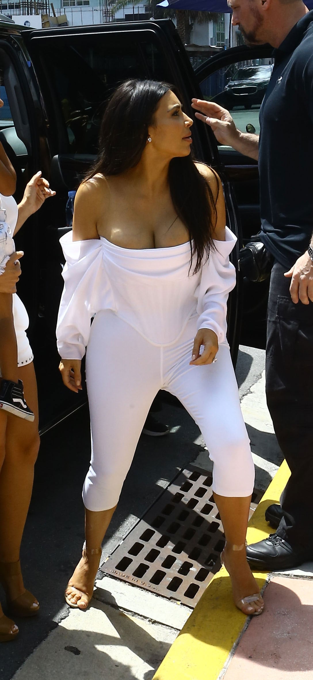 Kim kardashian white jumpsuit 2025