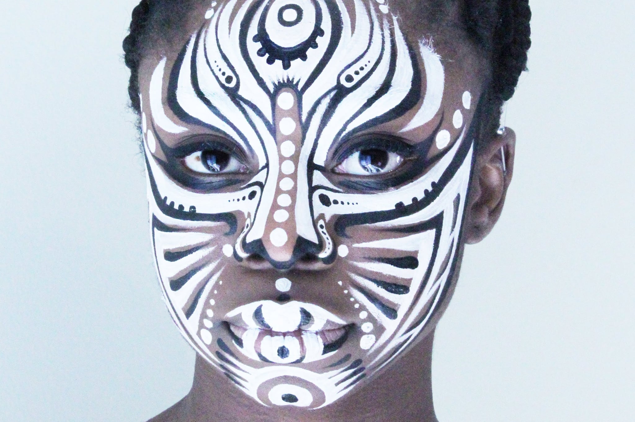 images of cultural tribal body paint