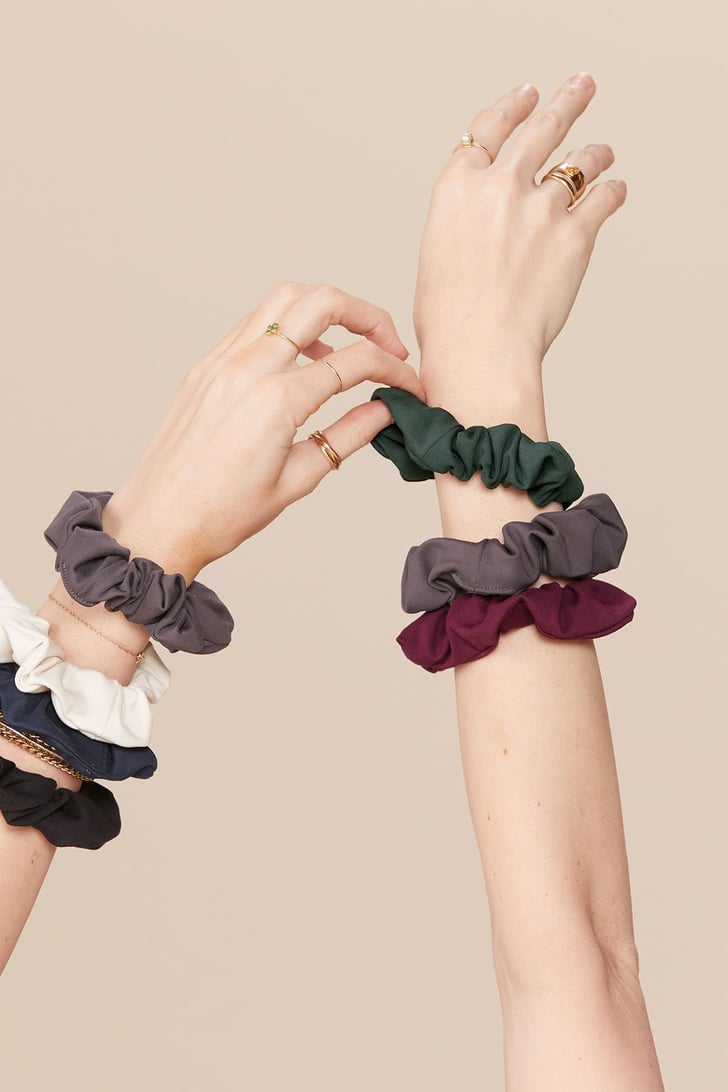 A Workout Essential Girlfriend Collective Scrunchie The Best Fitness