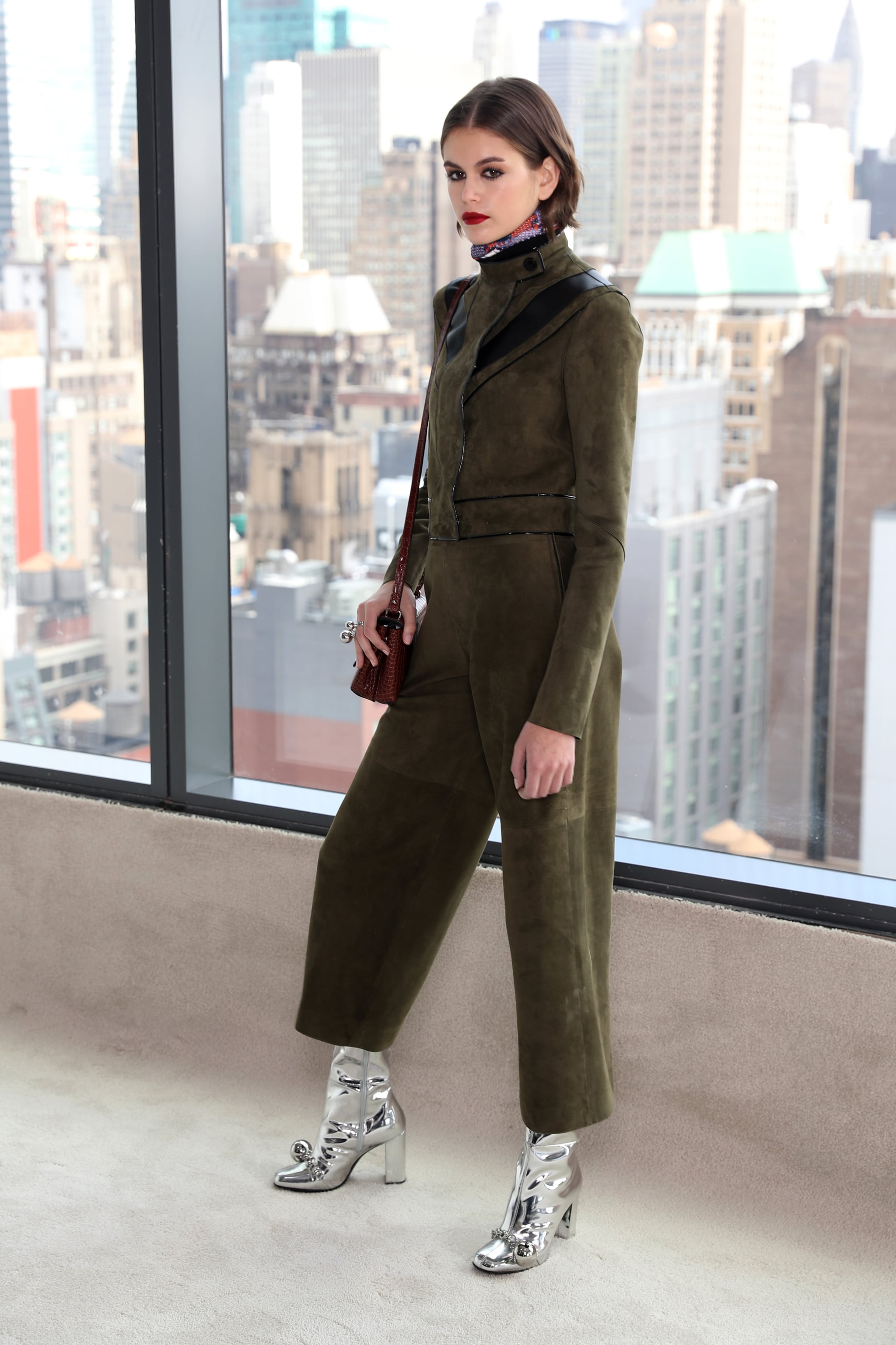 Kaia gerber longchamp shop